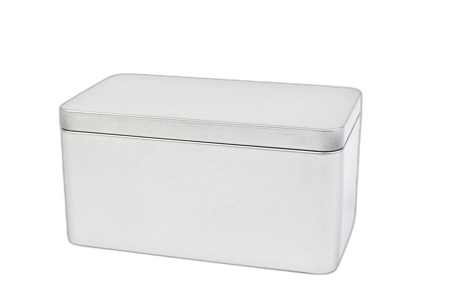 Boîte rectangulaire en métal