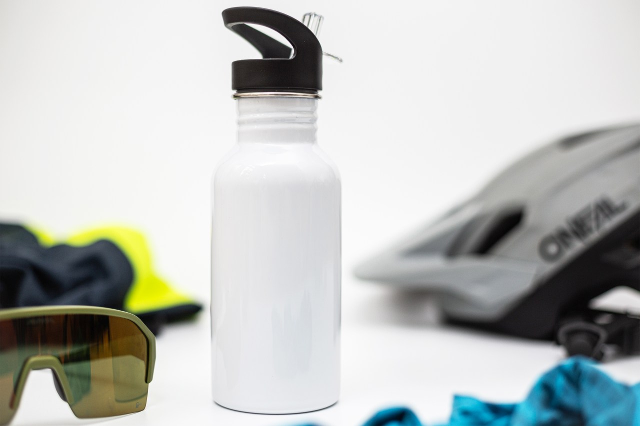 Bouteille isotherme acier inox avec paille