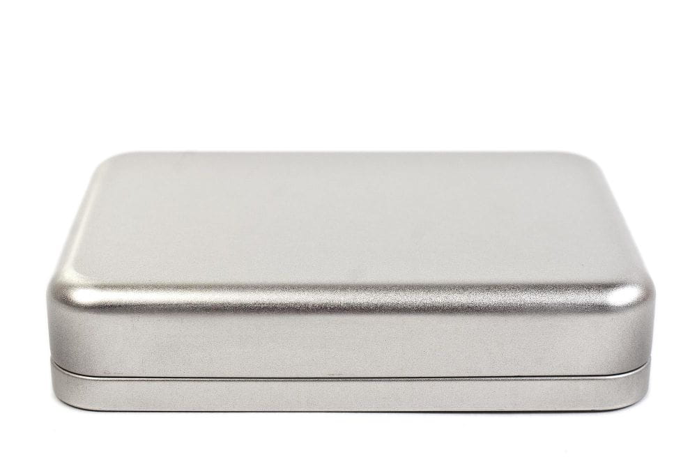 Boîte chic rectangulaire en fer blanc