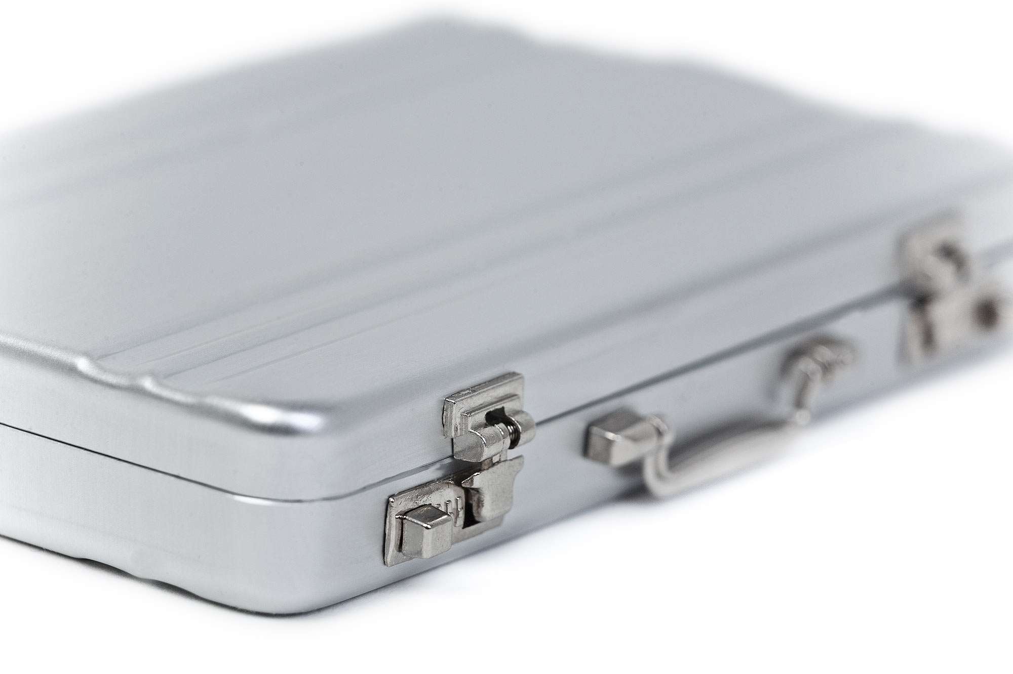 Mini mallette aluminium portable compacte