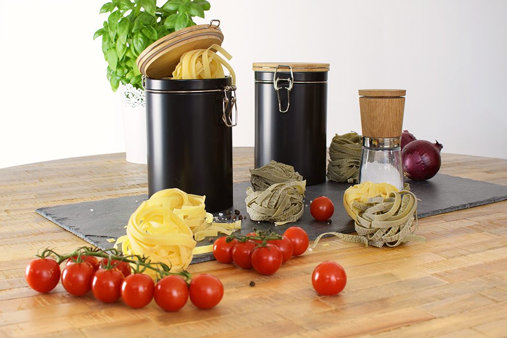 Boite rangement noir et bambou design moderne