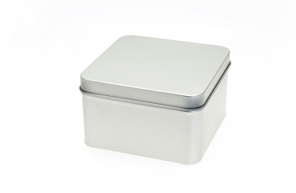 Boîte à accessoires carrée 