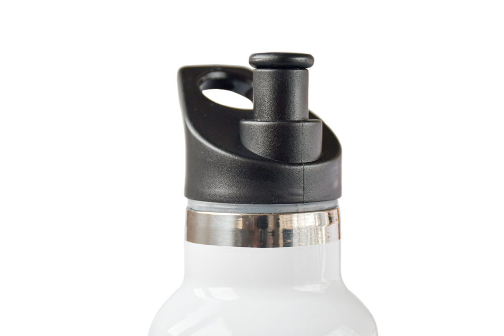 Bouteille en inox avec bouchon en bambou