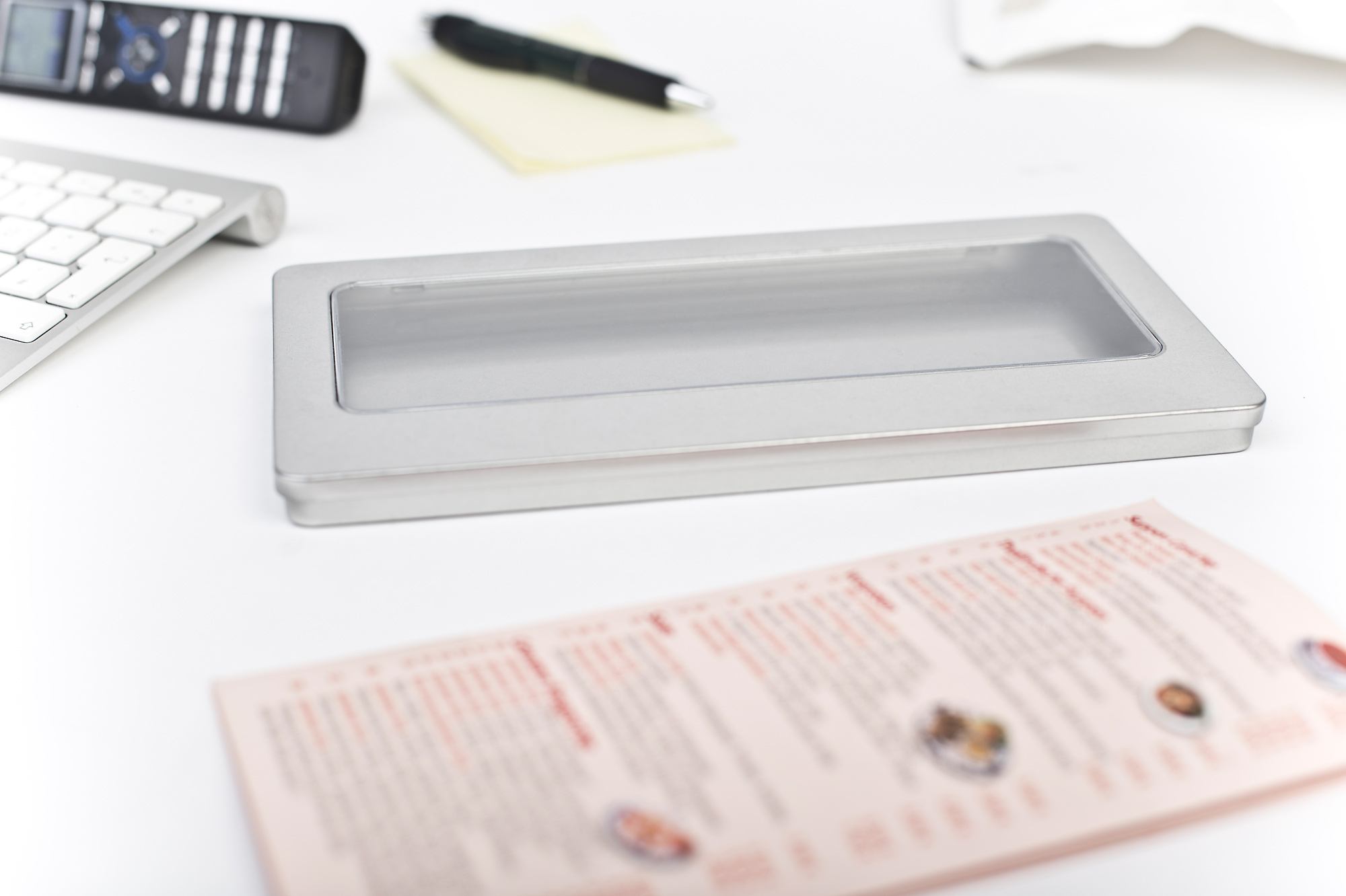 Boite metallique DIN Long avec fenetre de visualisation