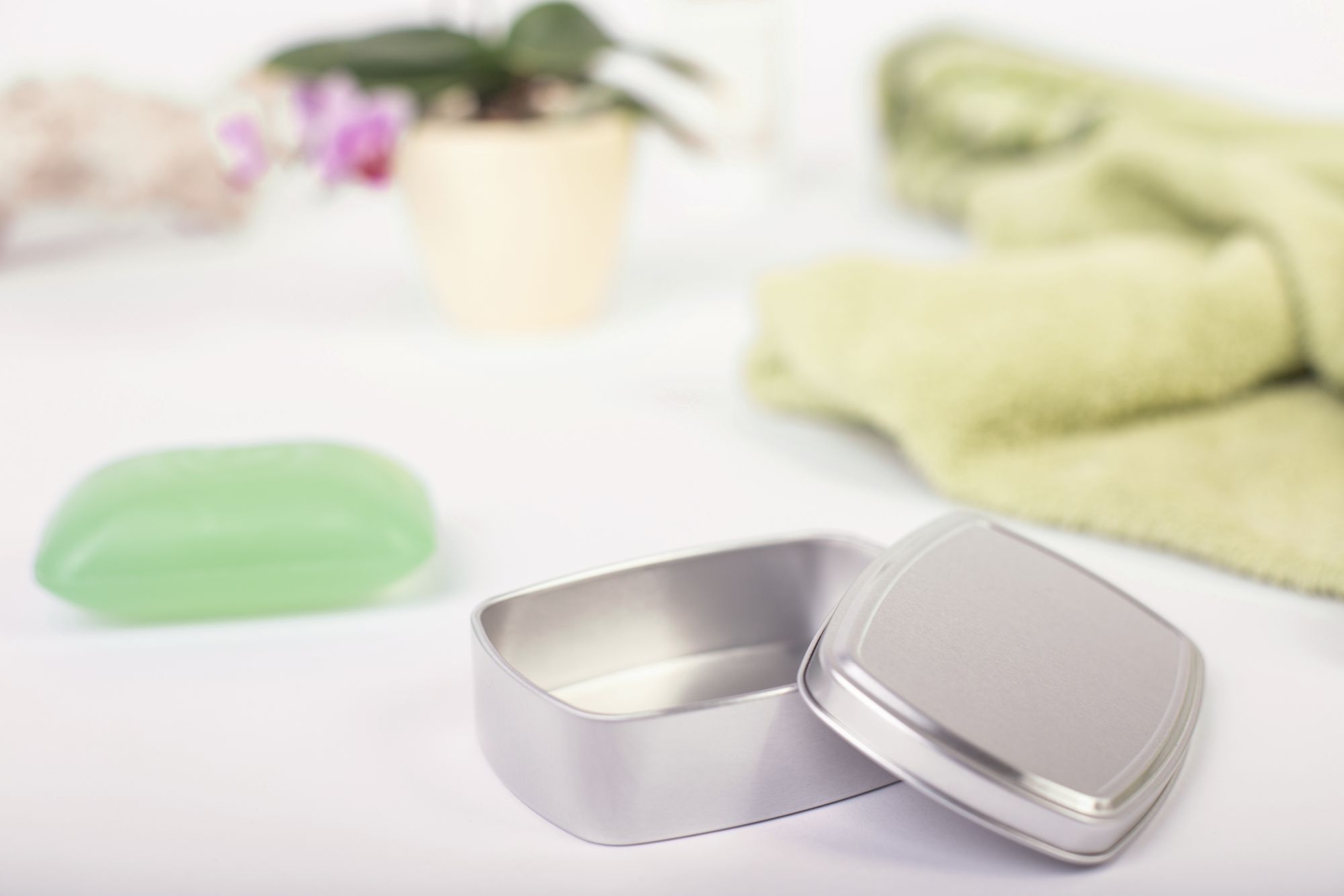 Boite savon carree en aluminium metallique
