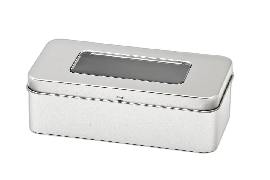 Boîte en fer blanc avec fenêtre